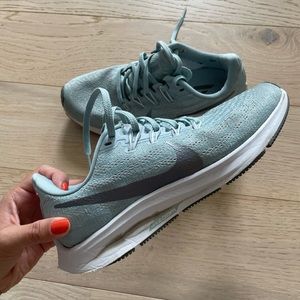 🚫SOLD🚫 Nike pegasus 36 - size 6.5